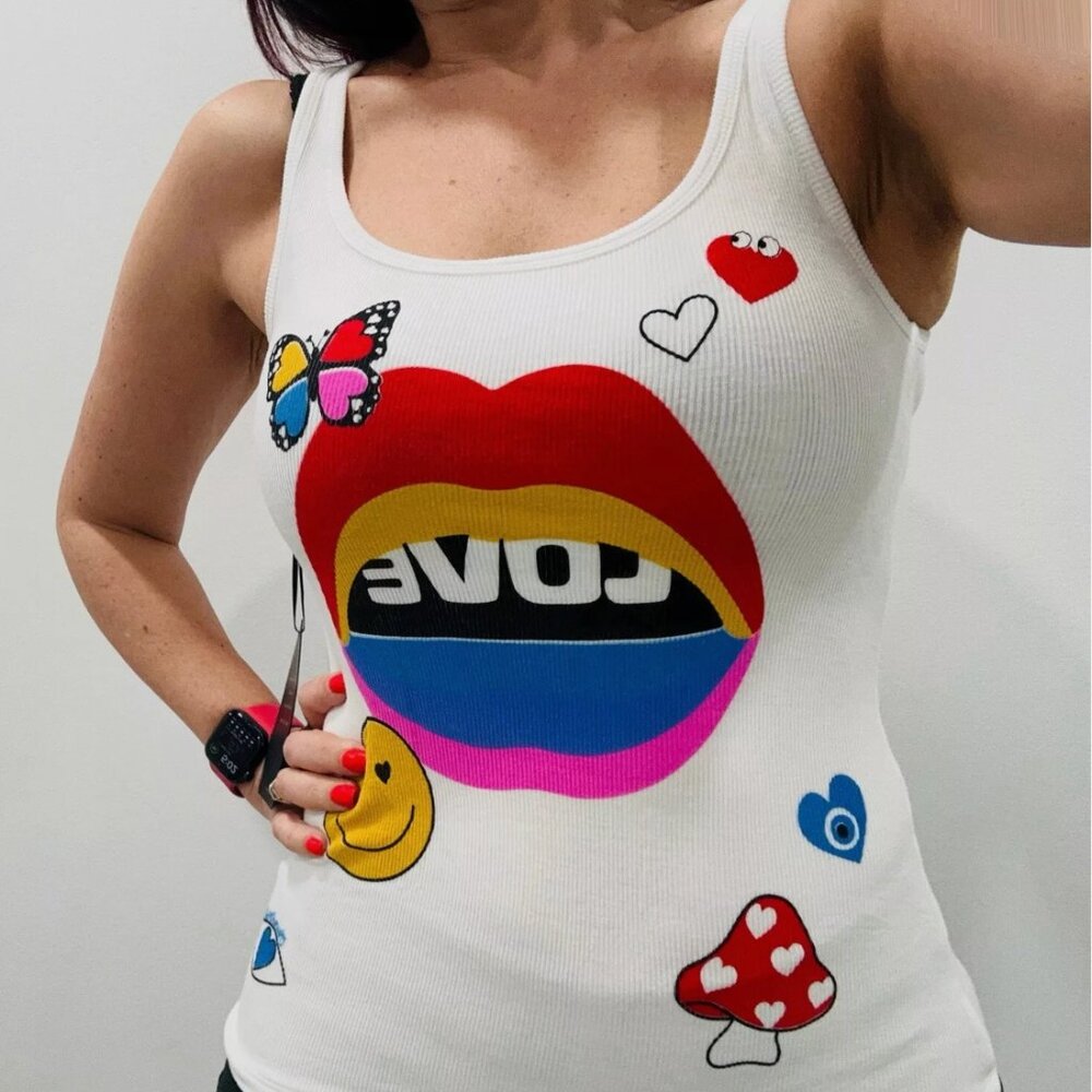 Brand New with tags Lauren Moshi tank top bright love graphics Small S